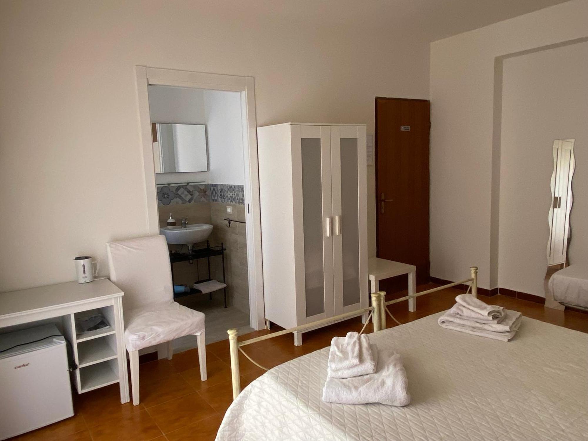 Dragonfly Rooms New Trapani Esterno foto
